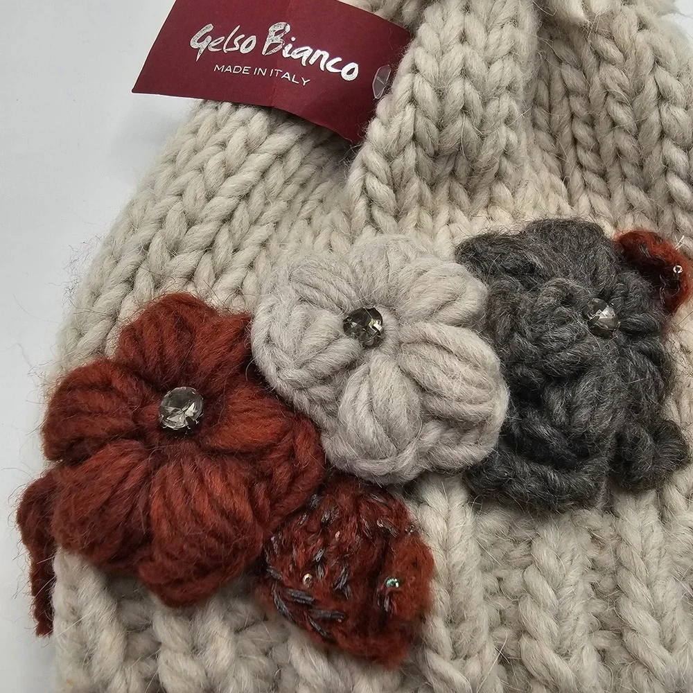 Gelso Bianco Alpaca Wool Blend Beanie OS Cream Cottagecore Floral Pom Pom Italy